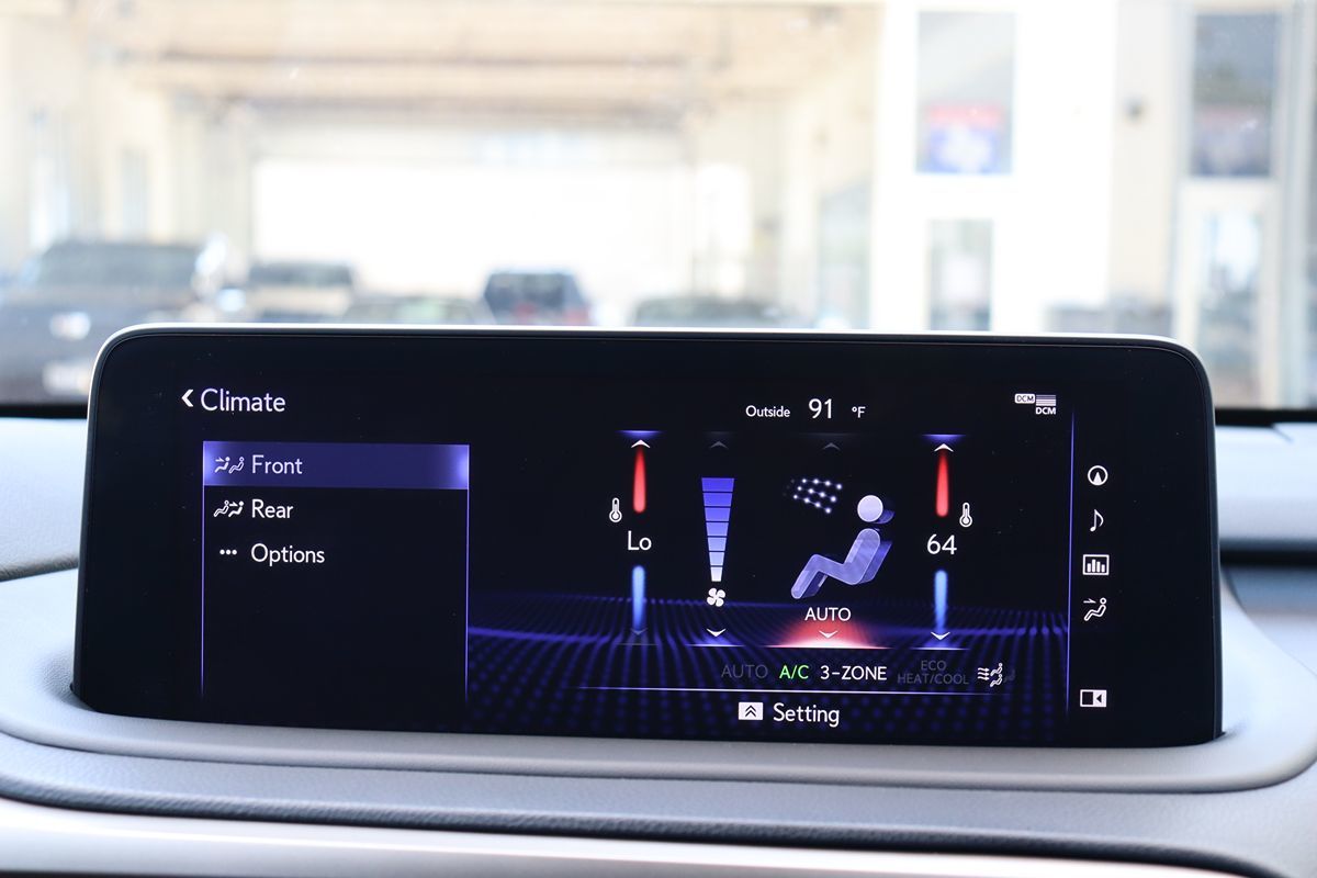 2022 Lexus RX 350L photo 24