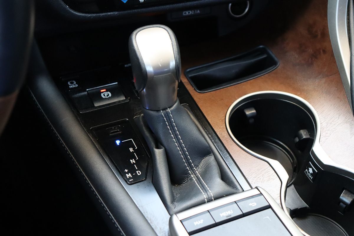 2022 Lexus RX 350L photo 28