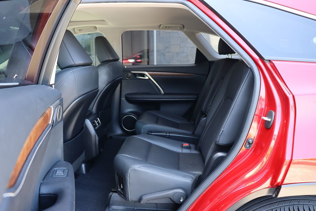 2022 Lexus RX 350L photo 40