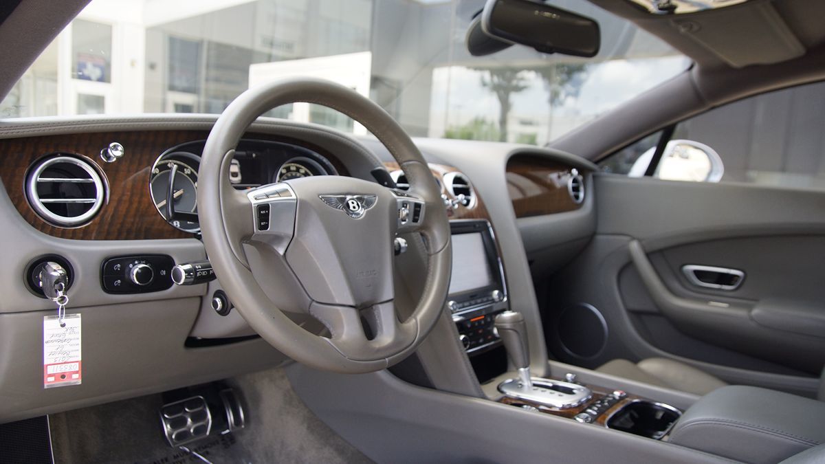 2013 Bentley Continental GT V8 photo 12