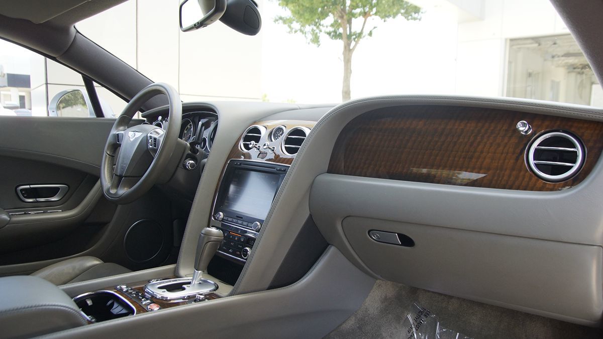 2013 Bentley Continental GT V8 photo 14