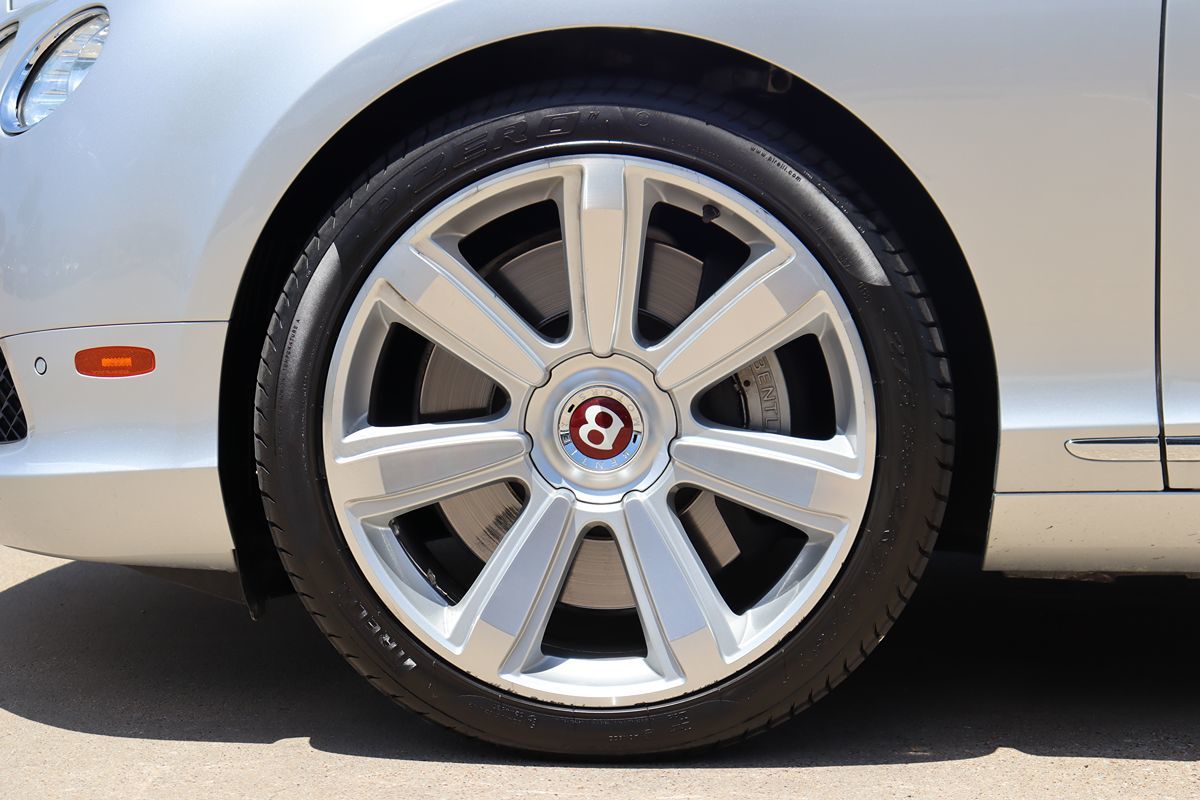 2013 Bentley Continental GT V8 photo 37