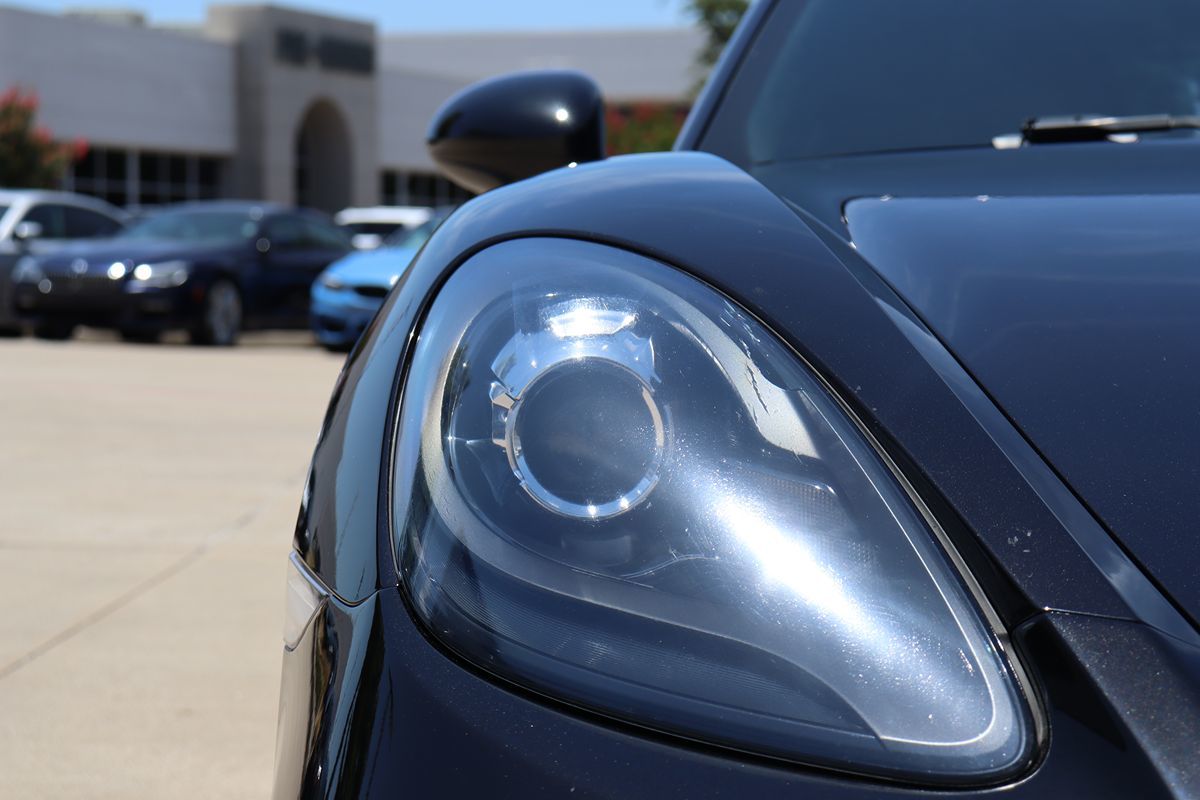 2018 Porsche Cayman photo 5