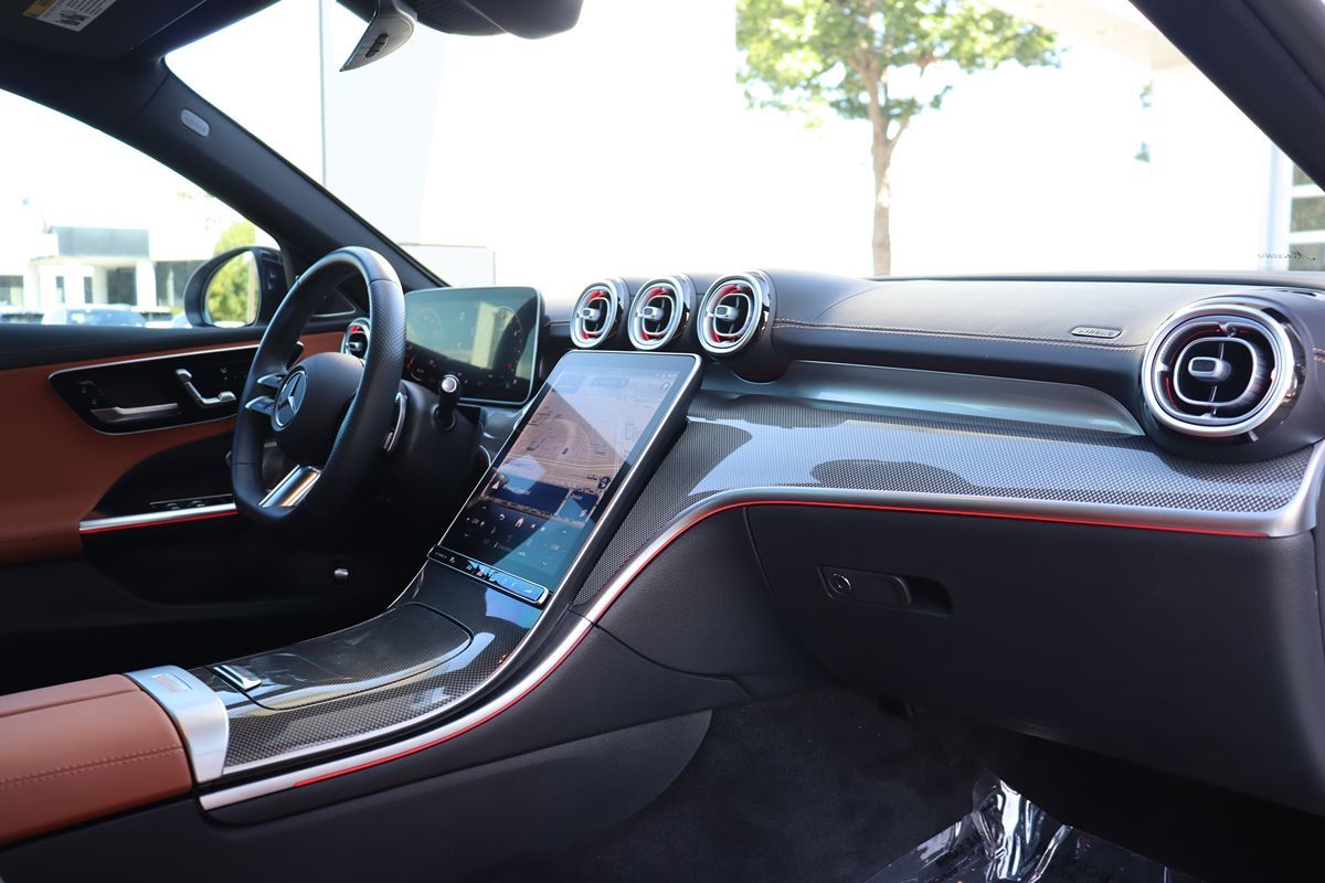 2025 Mercedes Benz C 300 Sedan photo 4