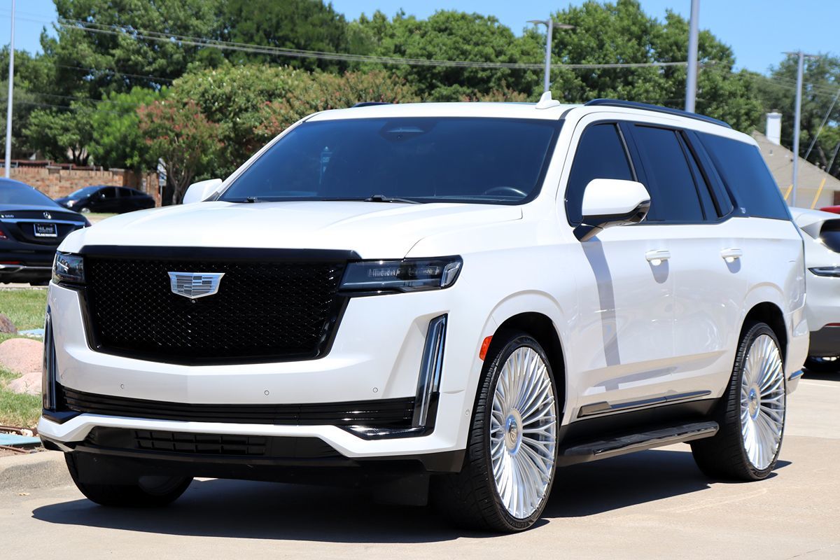 2021 Cadillac Escalade Sport photo 3