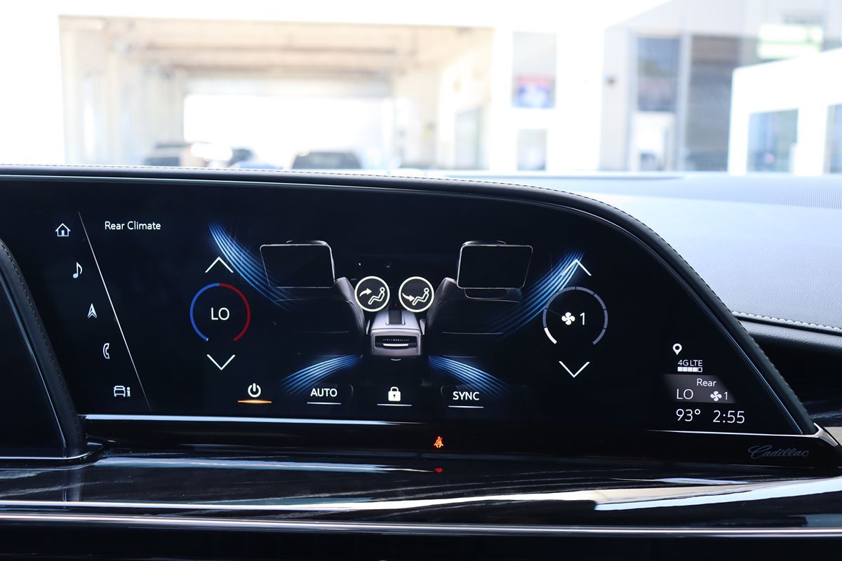 2021 Cadillac Escalade Sport photo 23