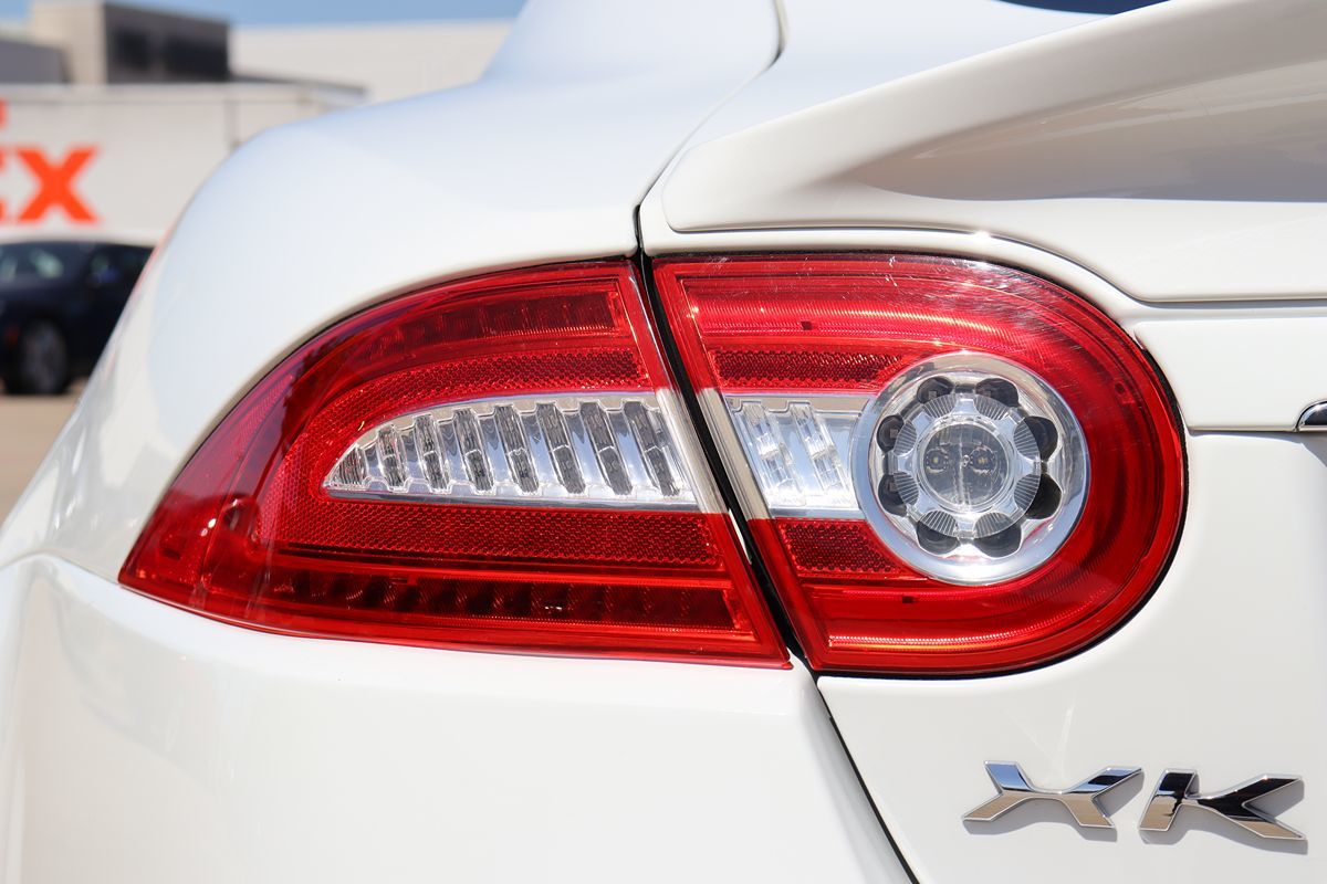 2014 Jaguar XK XKR photo 12