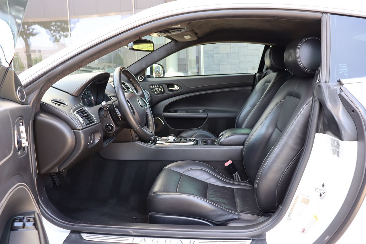 2014 Jaguar XK XKR photo 27