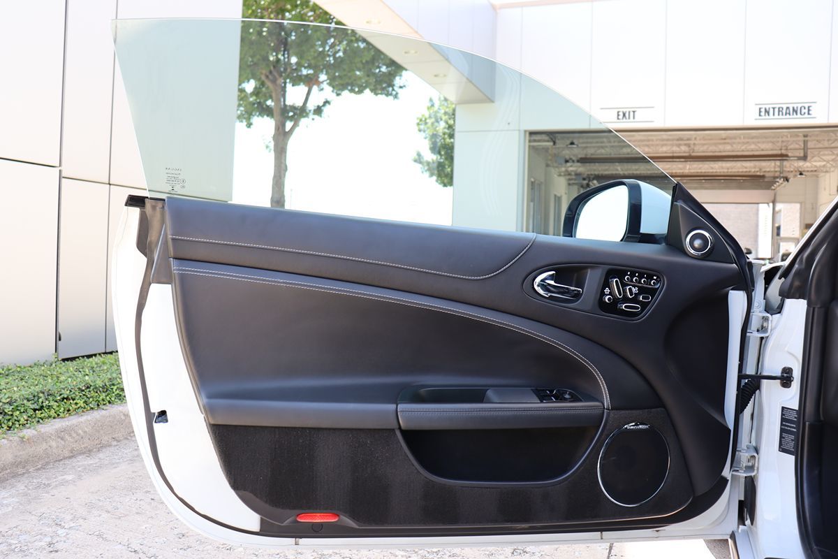2014 Jaguar XK XKR photo 36