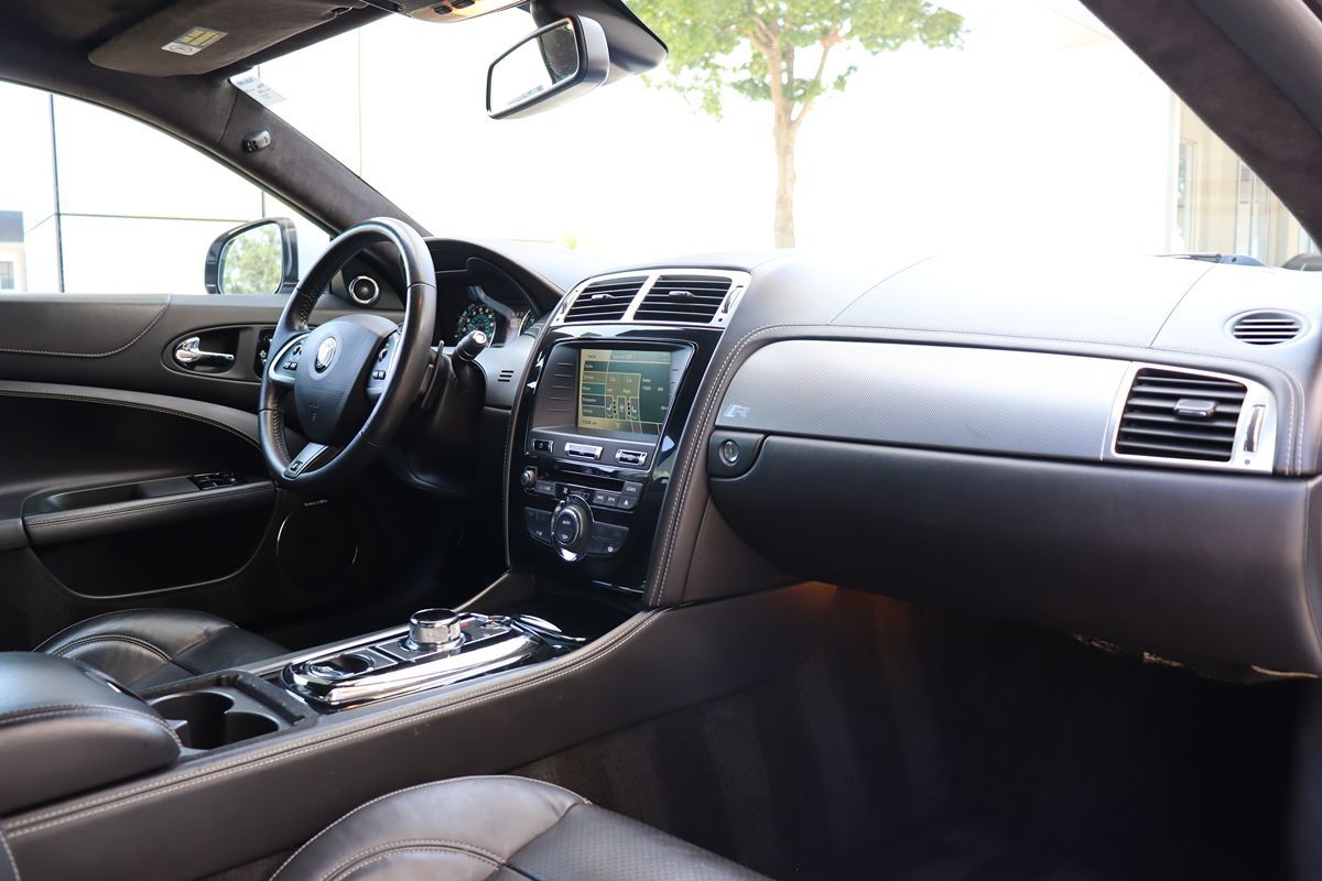 2014 Jaguar XK XKR photo 16