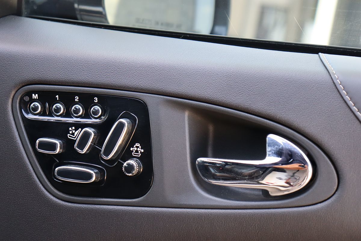 2014 Jaguar XK XKR photo 35