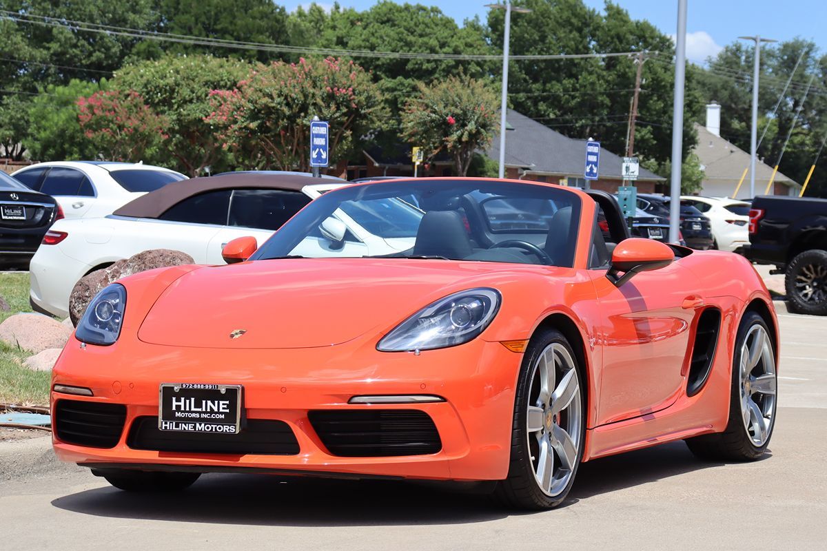 2017 Porsche Boxster S photo 4