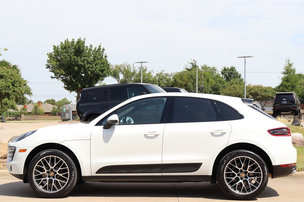 2018 Porsche Macan photo 7