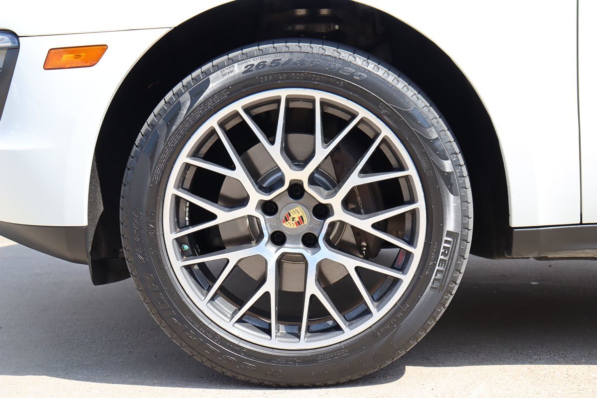 2018 Porsche Macan photo 51