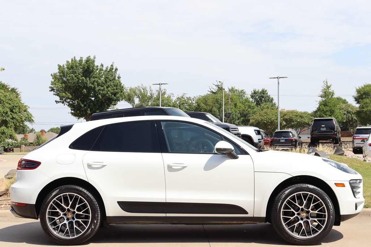 2018 Porsche Macan photo 6