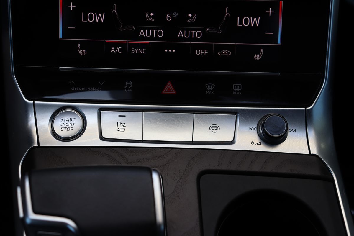 2020 Audi A6 Premium Plus TFSI Quattro photo 27