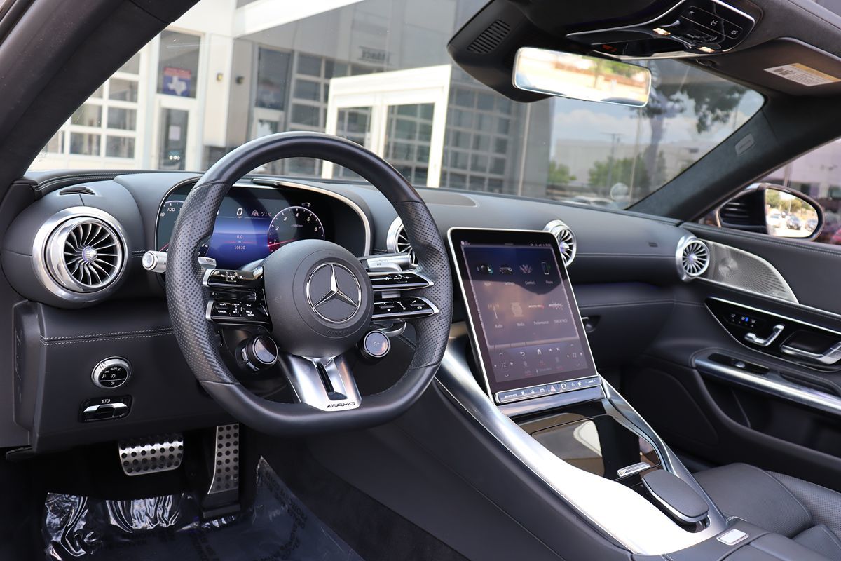2022 Mercedes Benz SL AMG 63 photo 17