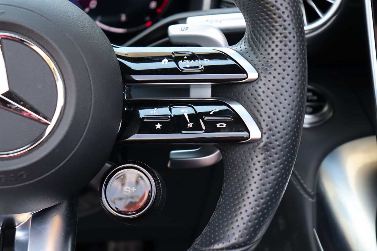 2022 Mercedes Benz SL AMG 63 photo 21