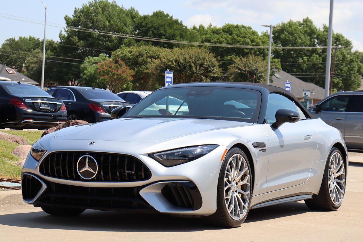 2022 Mercedes Benz SL AMG 63 photo 4