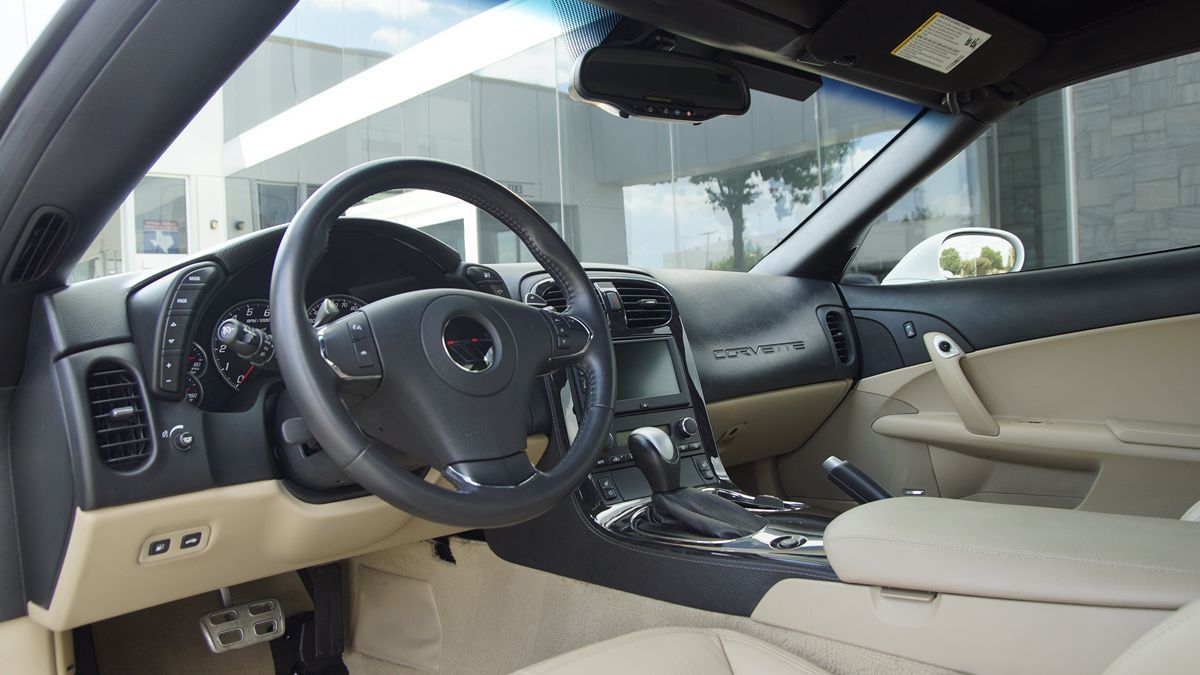 2012 Chevrolet Corvette Grand Sport 3LT photo 11