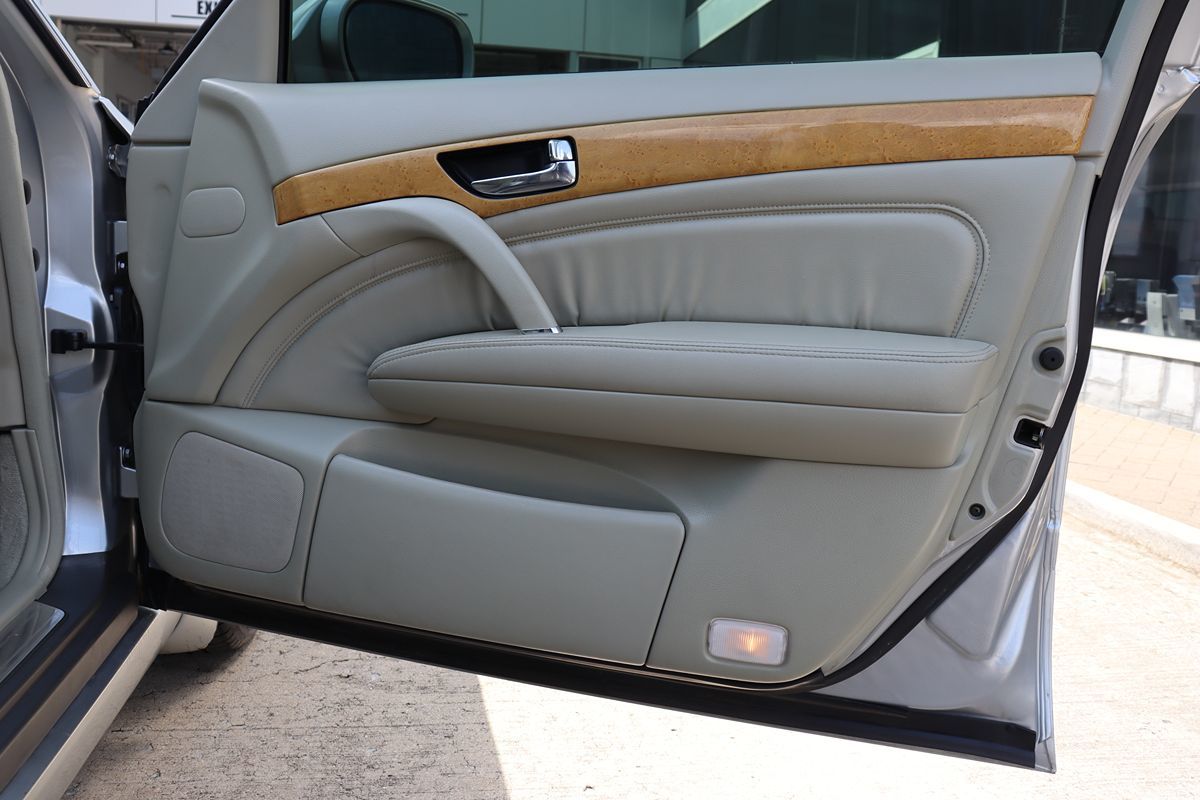 2003 Infiniti Q45 photo 33