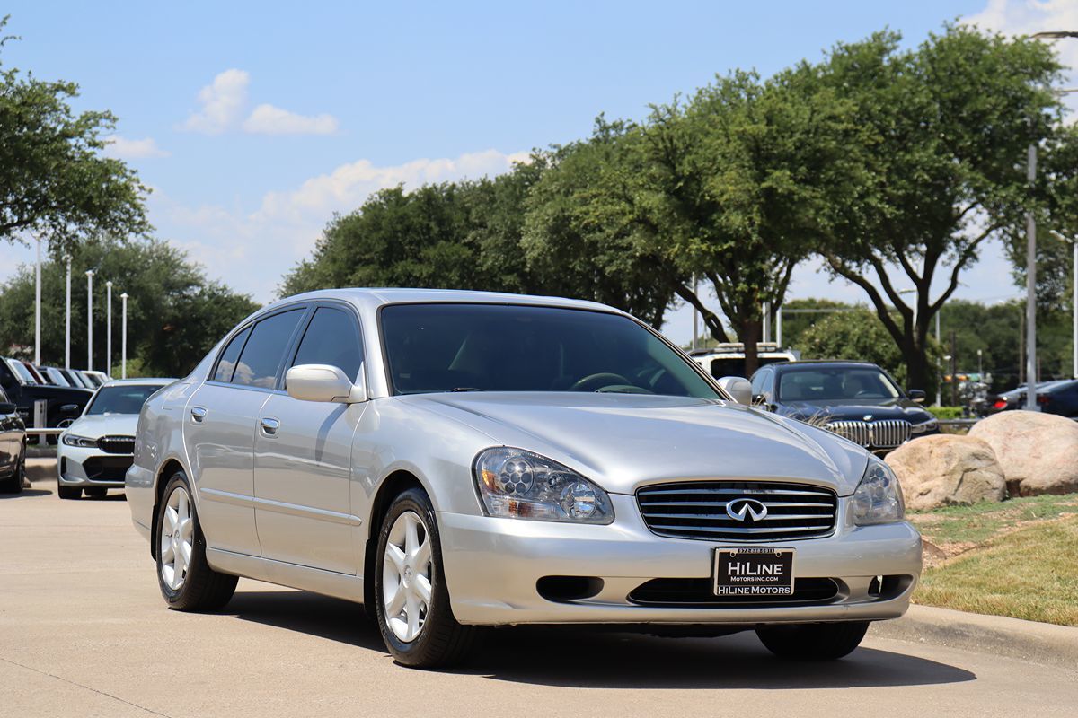 2003 Infiniti Q45 photo 2