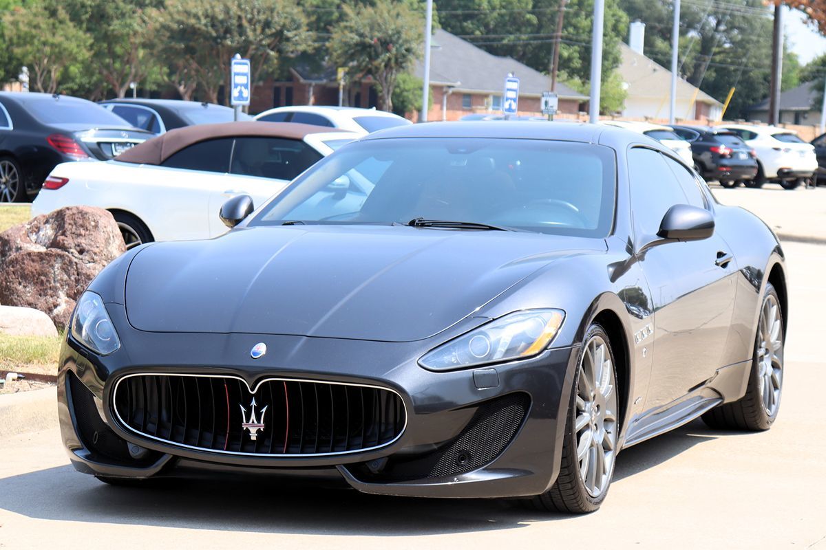 2014 Maserati Granturismo Sport photo 4