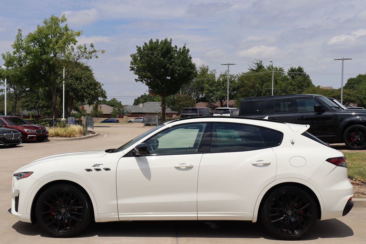 2022 Maserati Levante GT photo 7