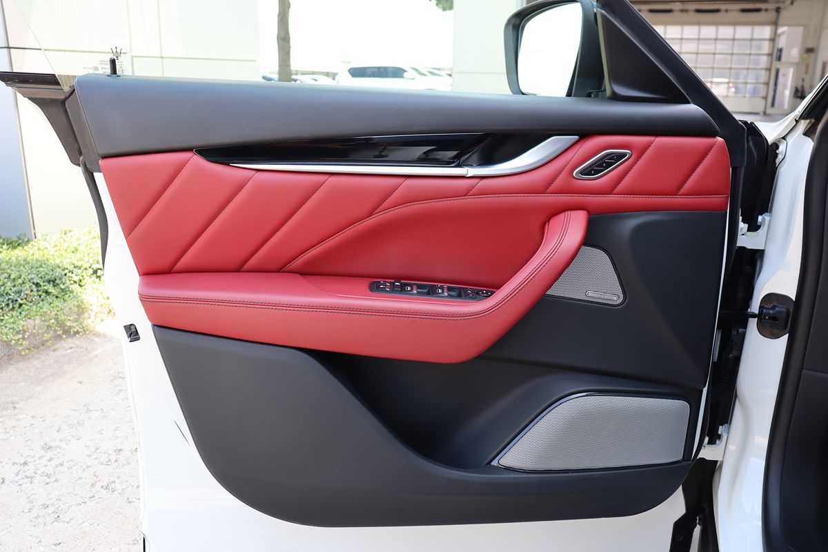 2022 Maserati Levante GT photo 41