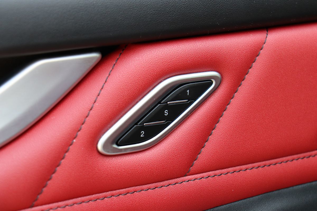 2022 Maserati Levante GT photo 39