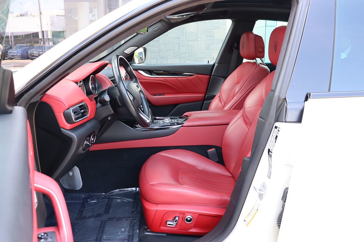 2022 Maserati Levante GT photo 28