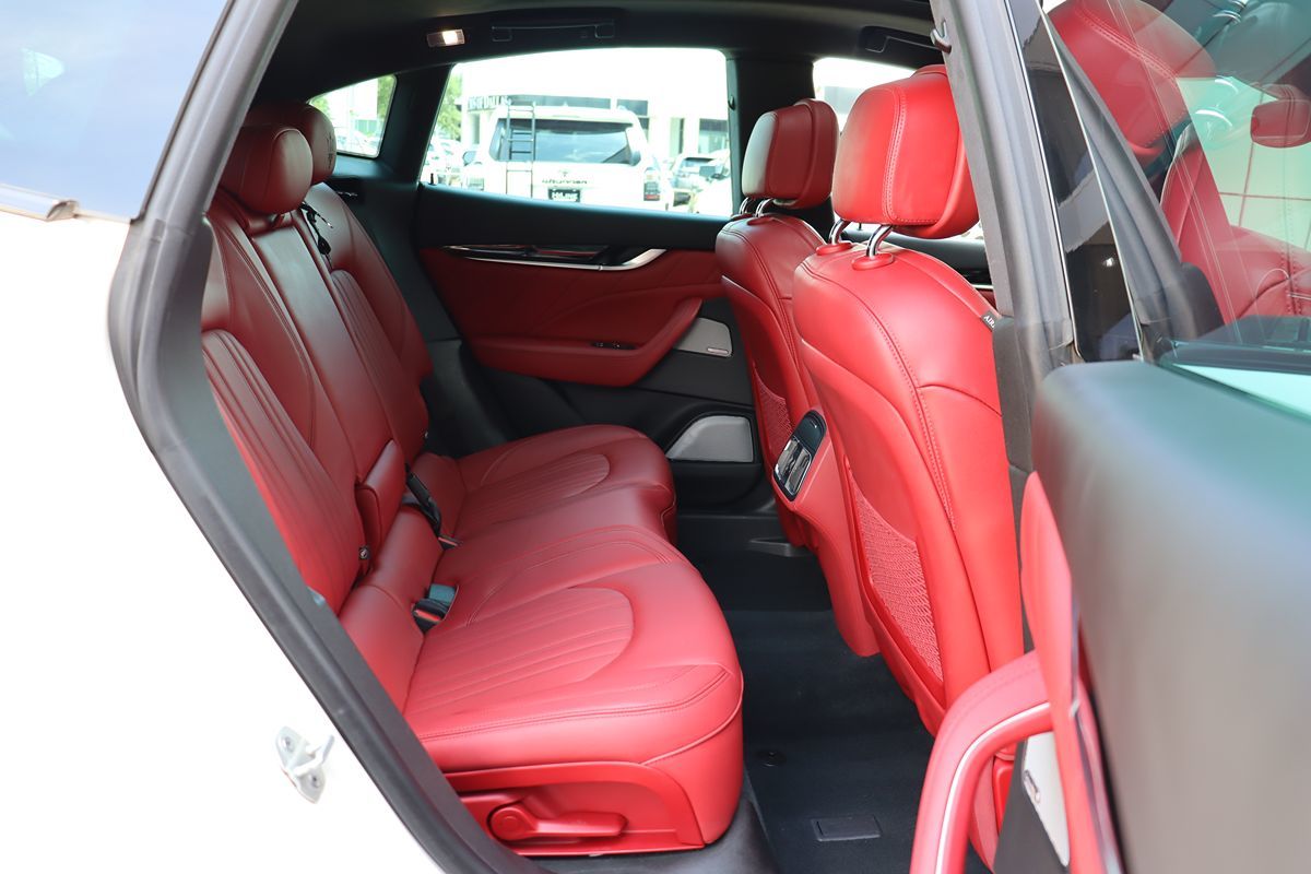 2022 Maserati Levante GT photo 34