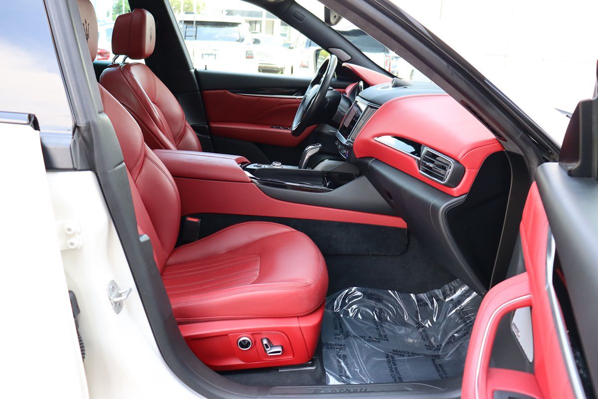 2022 Maserati Levante GT photo 27