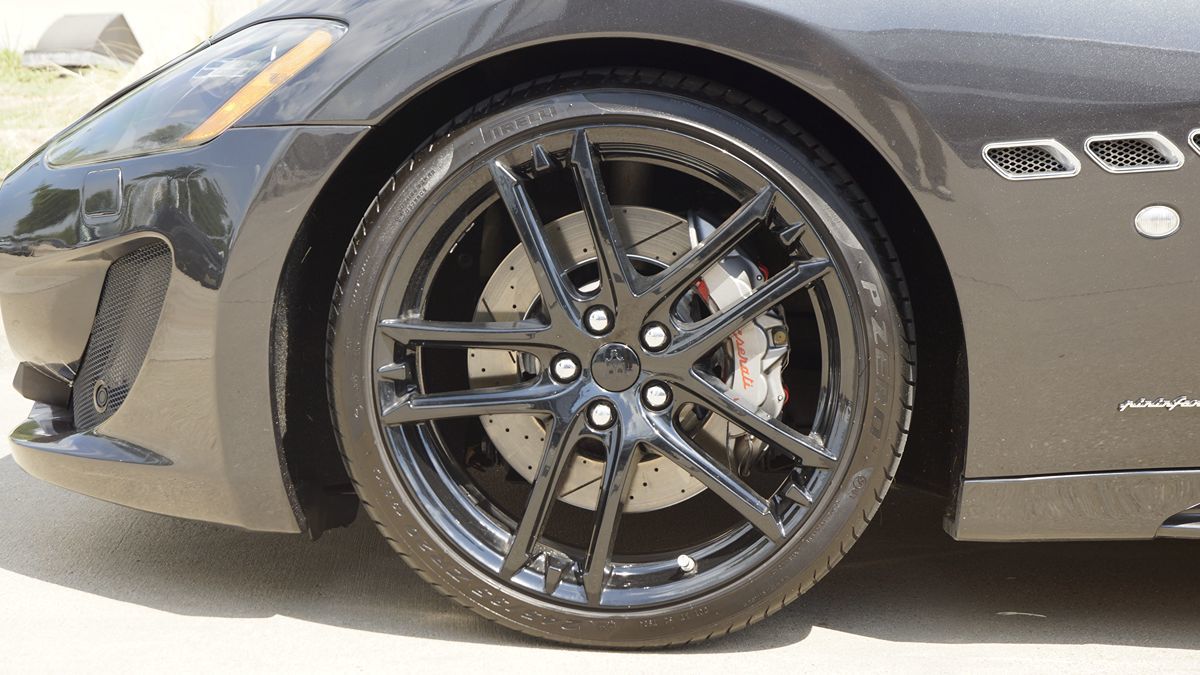 2015 Maserati Granturismo Sport photo 33