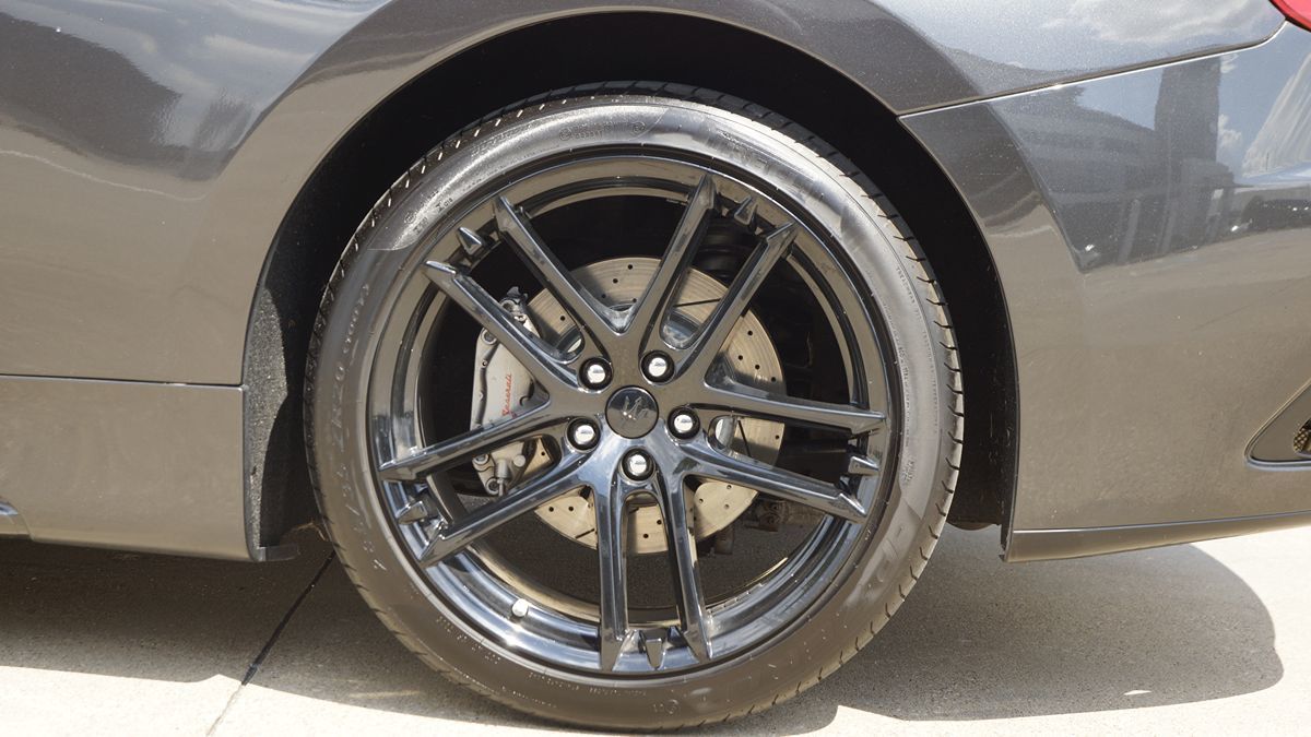 2015 Maserati Granturismo Sport photo 31