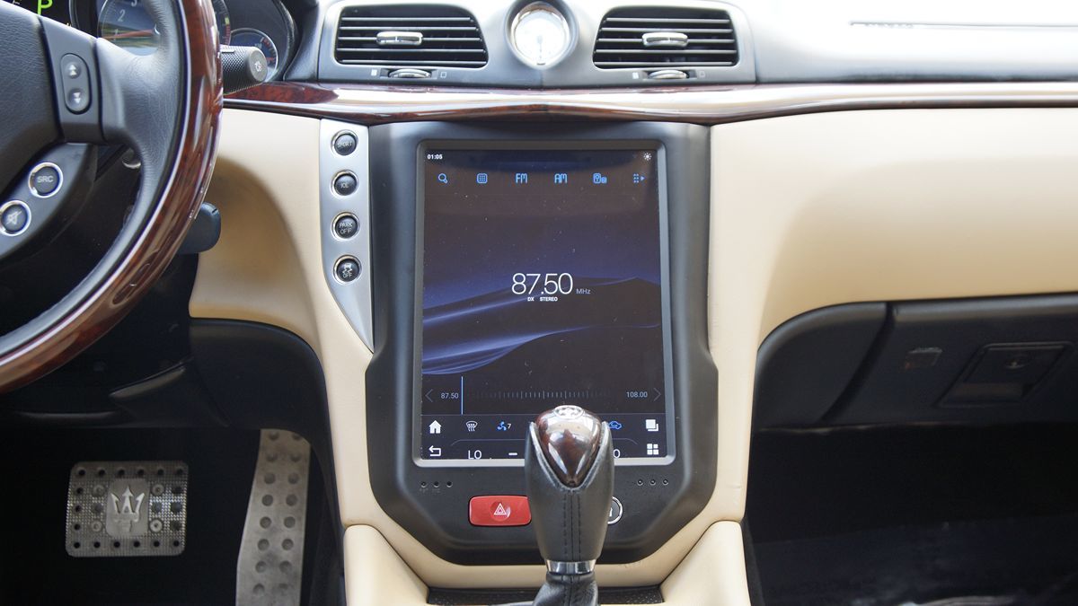 2015 Maserati Granturismo Sport photo 19