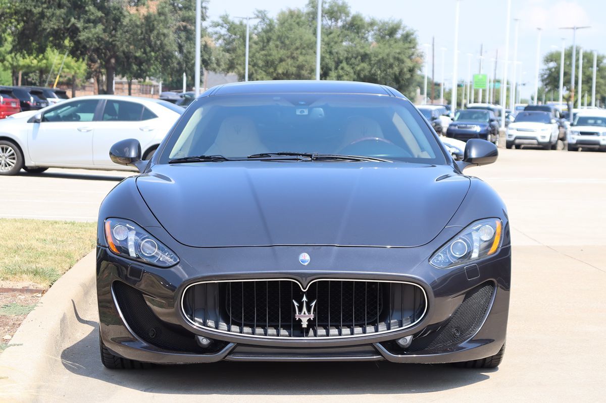 2015 Maserati Granturismo Sport photo 3