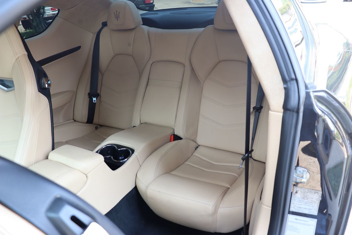 2015 Maserati Granturismo Sport photo 29