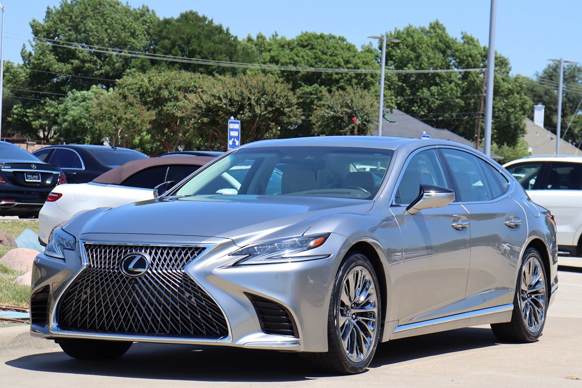 2018 Lexus LS 500 photo 4