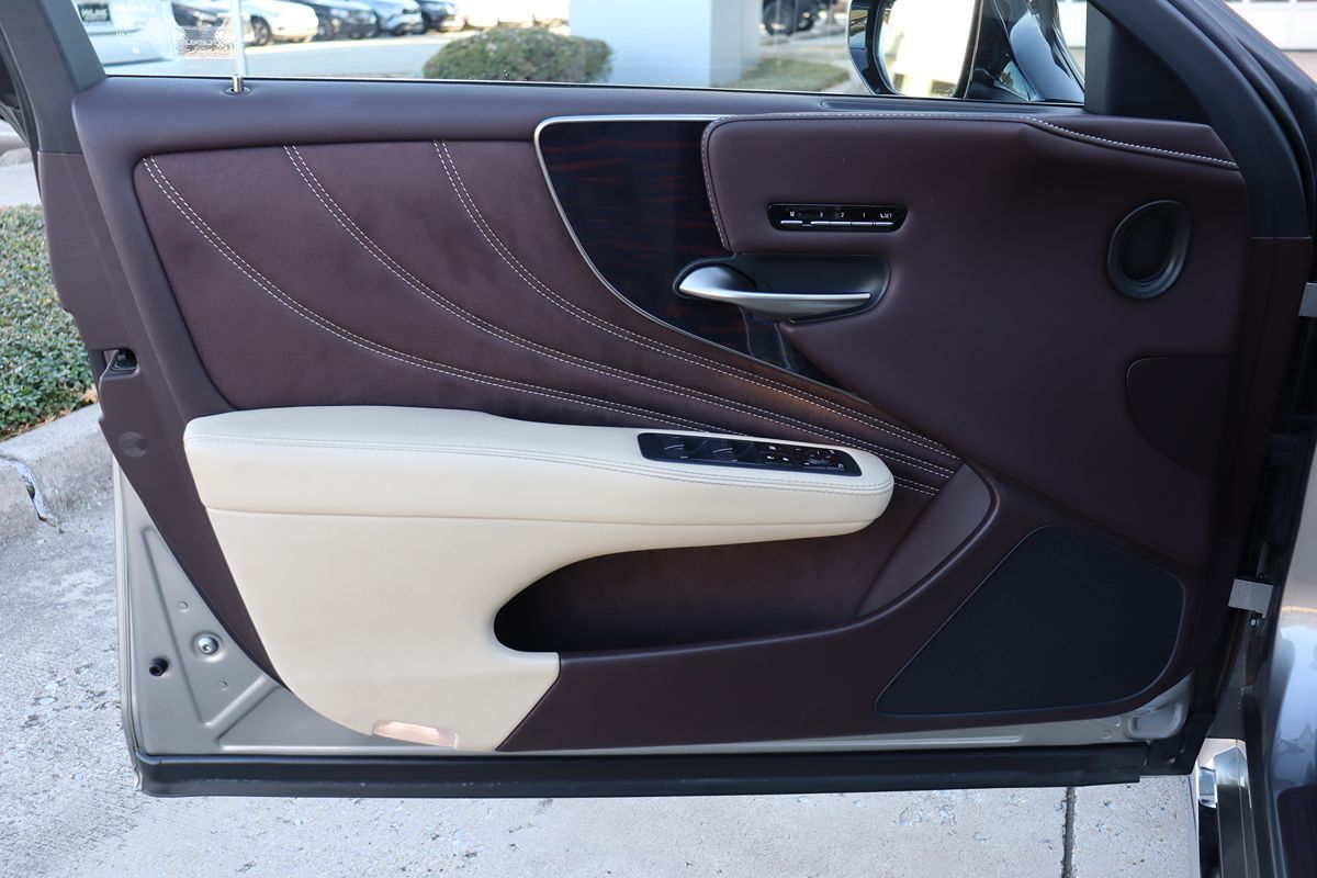 2018 Lexus LS Base - Photo 57