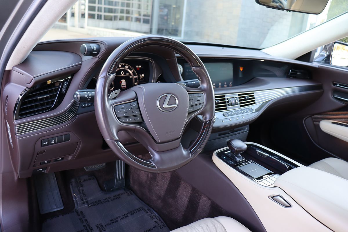 2018 Lexus LS Base - Photo 13