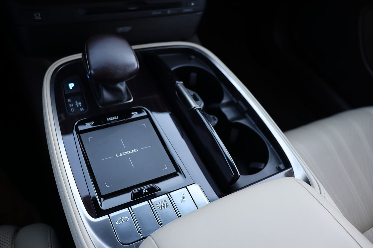 2018 Lexus LS Base - Photo 38
