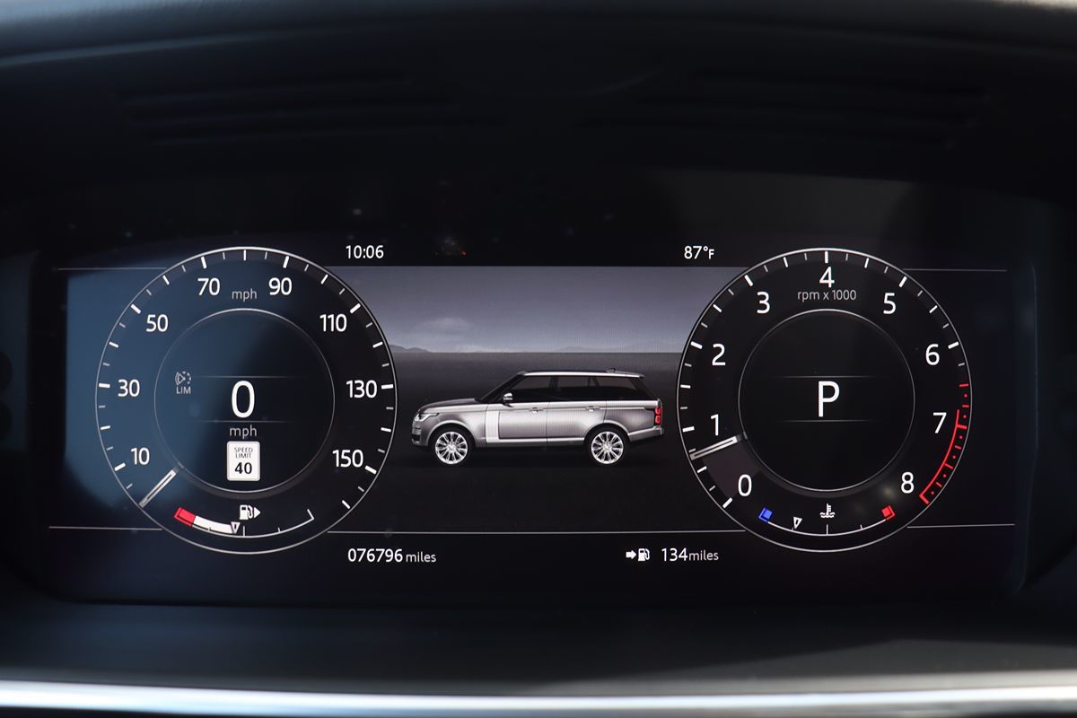 2018 Land Rover Range Rover HSE photo 13