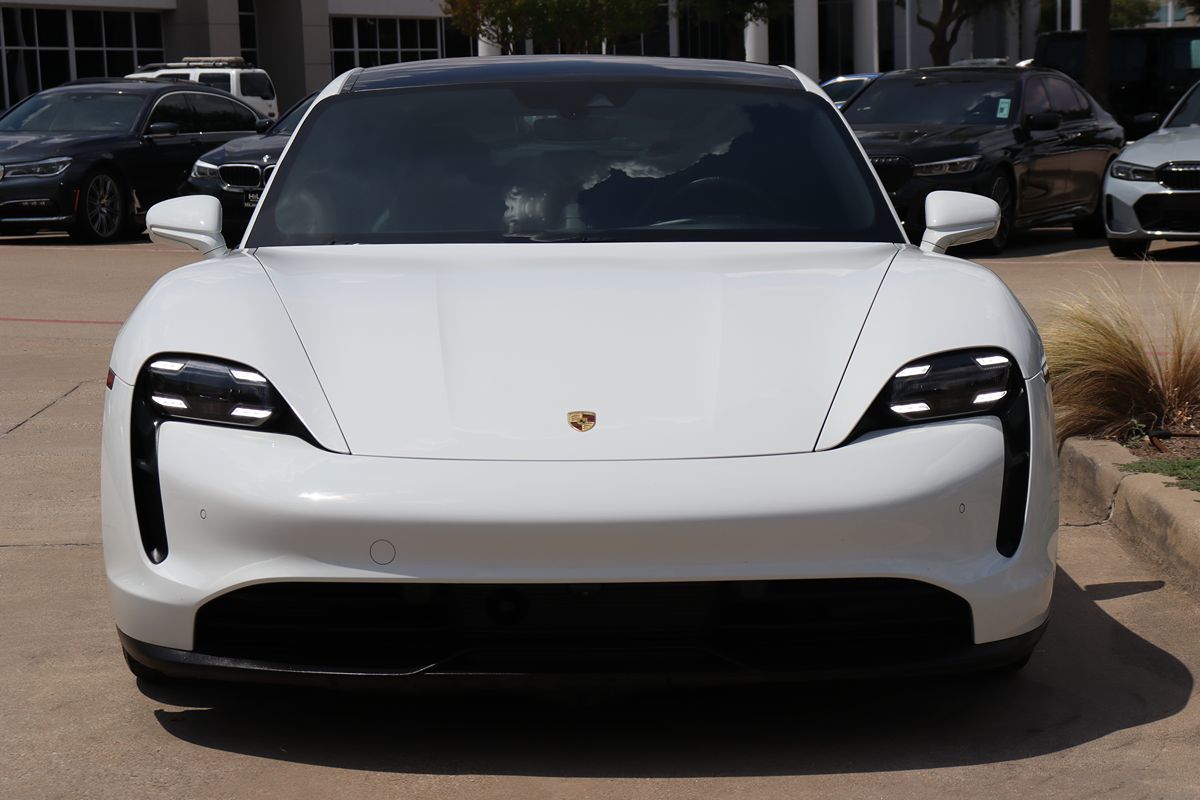 2020 Porsche Taycan 4S photo 2