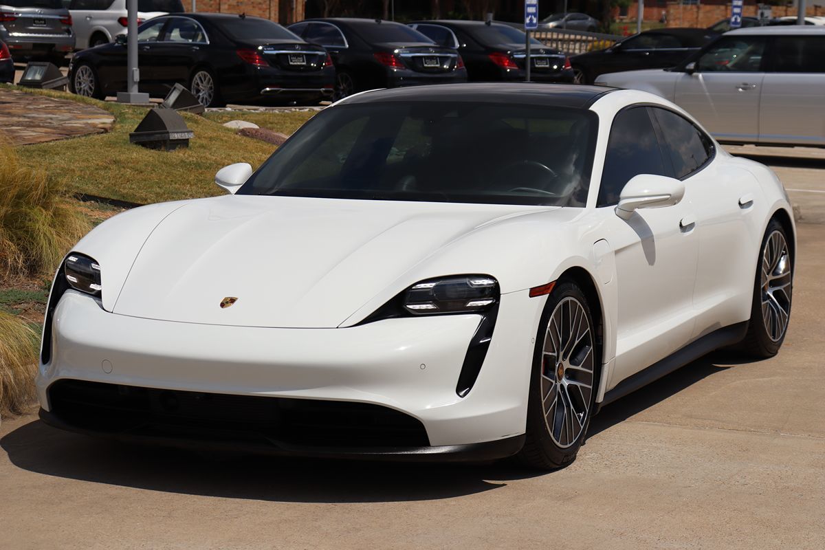 2020 Porsche Taycan 4S photo 3