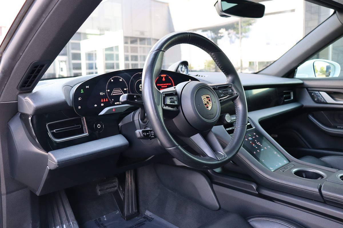 2020 Porsche Taycan 4S photo 10