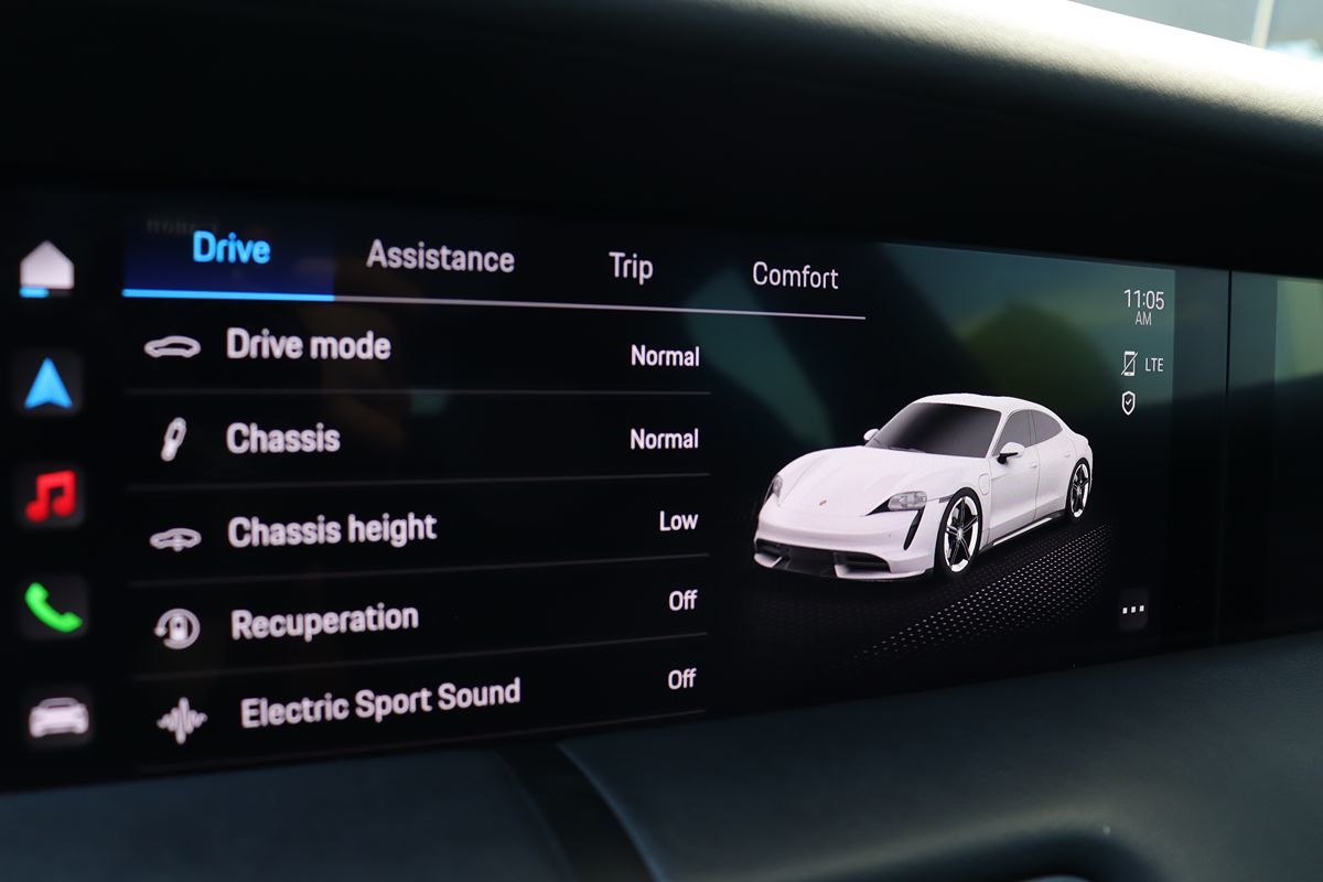 2020 Porsche Taycan 4S photo 21