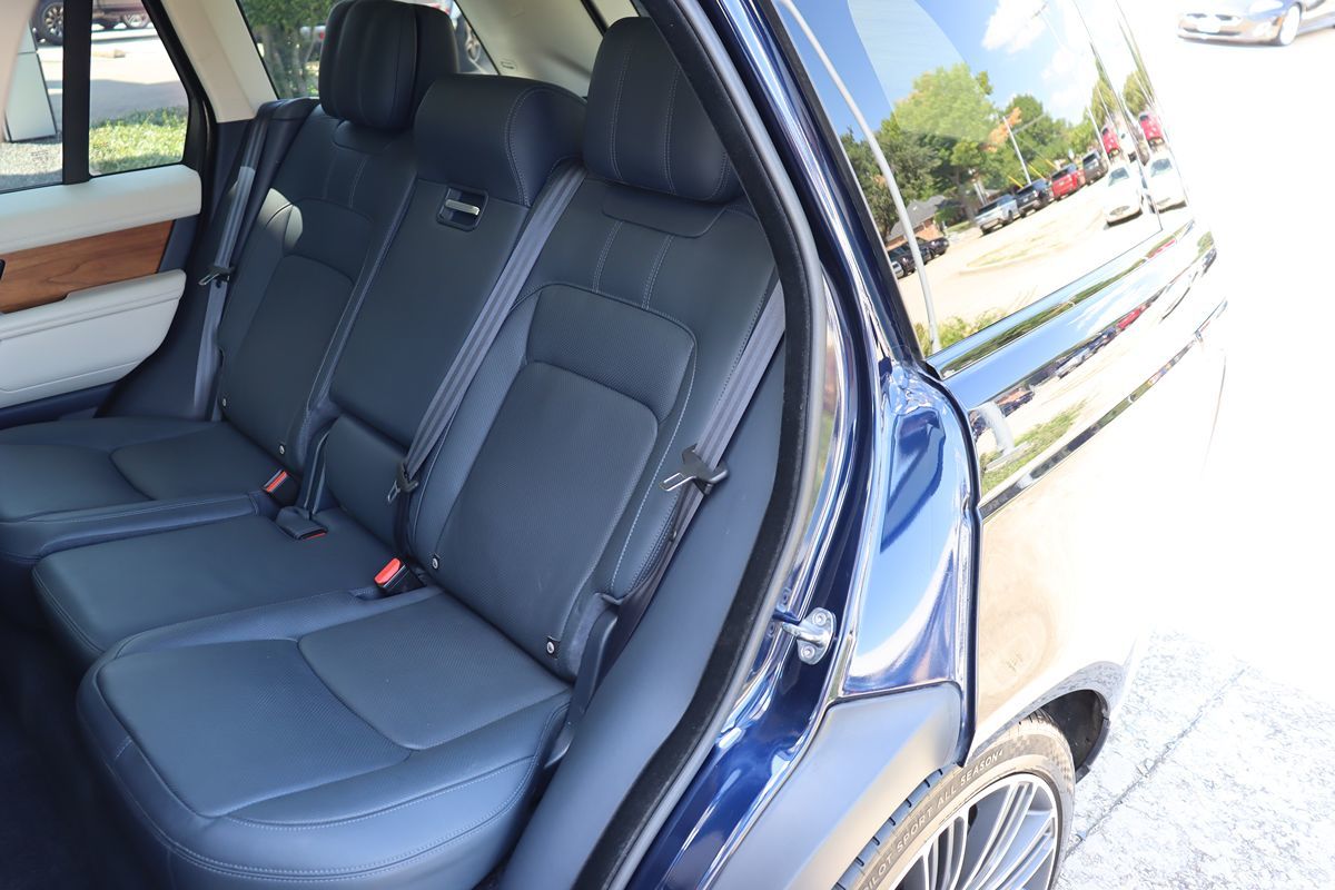 2021 Land Rover Range Rover HSE Westminster Edition photo 40