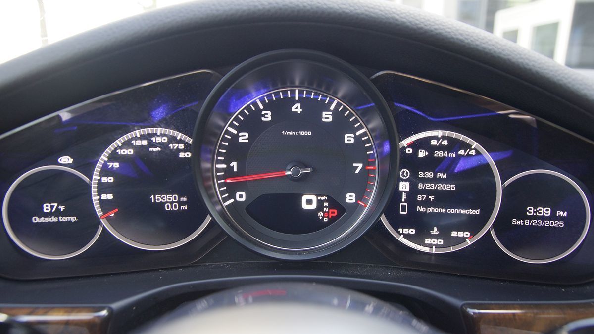 2018 Porsche Panamera 4S photo 23