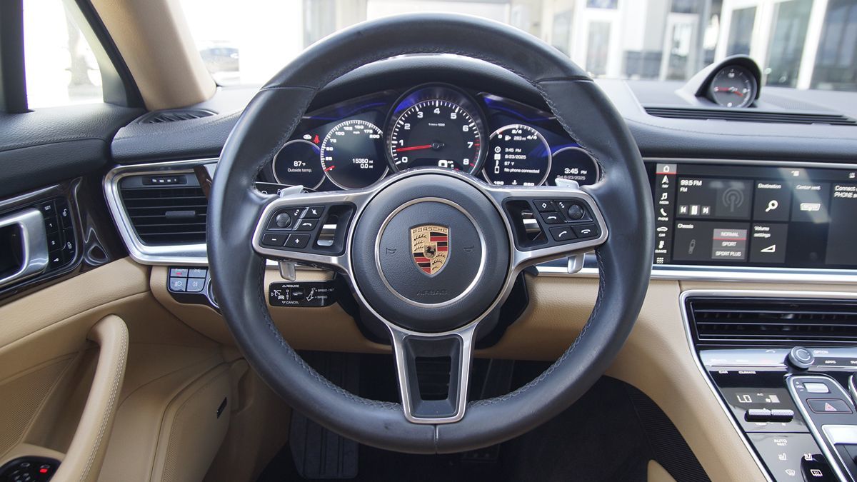 2018 Porsche Panamera 4S photo 20